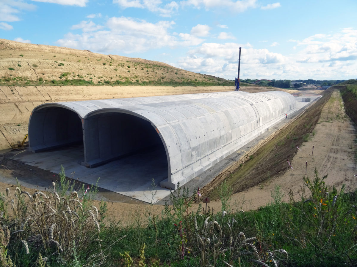 Photo double arche COS Béton préfabriqué